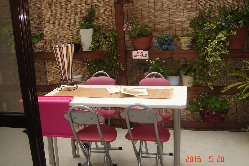 Guesthouse Siam Osaka Exterior photo